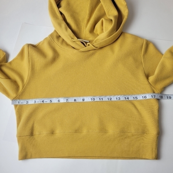 ARITZIA Sunday Best Waffle Knit Cropped Hoodie Mustard Yellow S - Picture 8 of 11